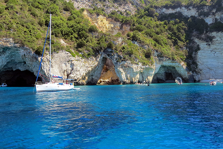Antipaxos