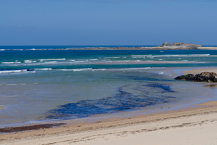 Moledo Beach (Praia de Moledo