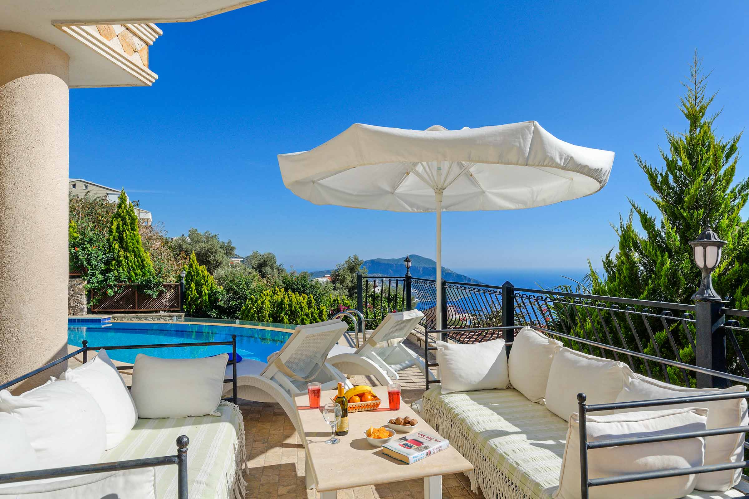 Villa Azelya In Bodrum Turgutreis For Holiday Rental Hellovillam
