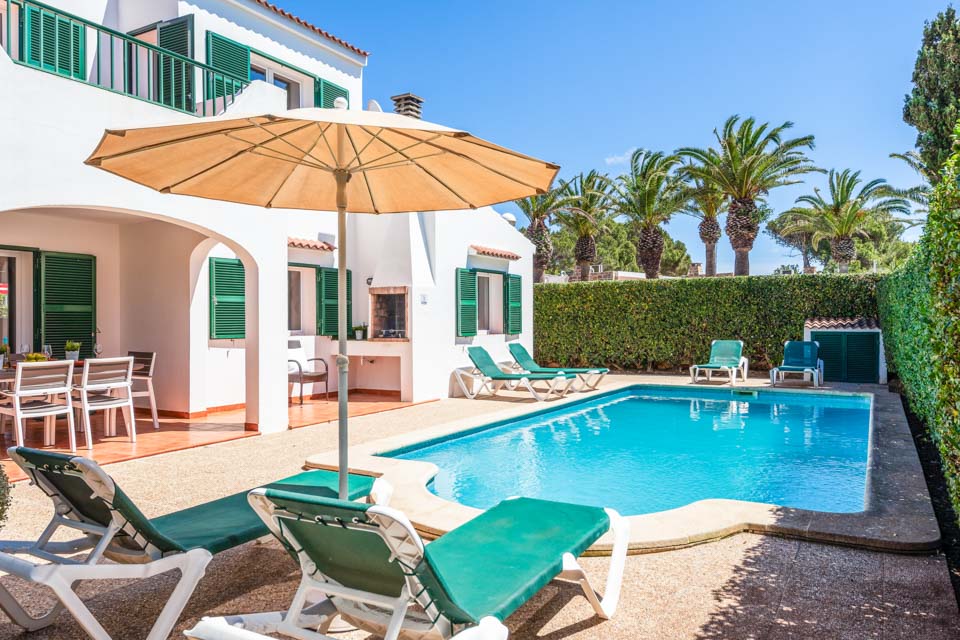 Villa Juanita Blanes in Cala'n Forcat, Menorca