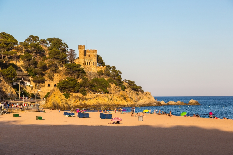 Platja de Castell in Costa Brava