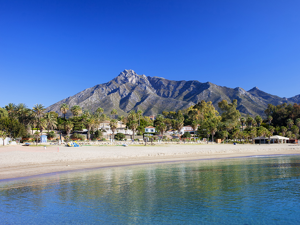 Best Beaches in Spain Puerto Banús Beach, Costa Del Sol 