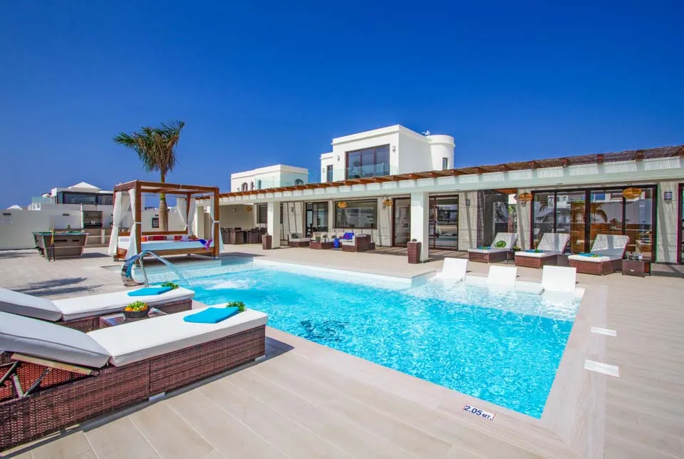 Private Pool