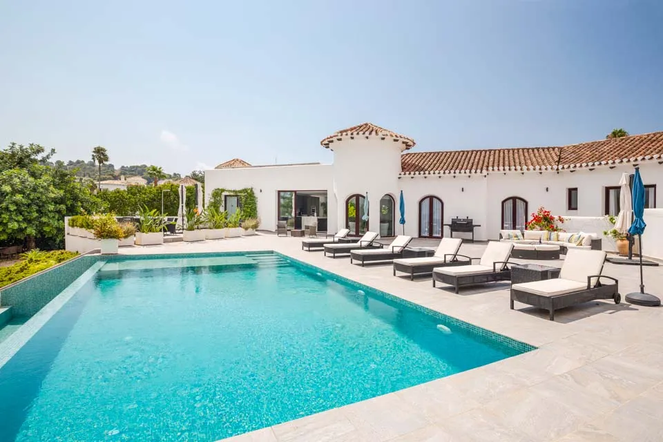 Private Pool