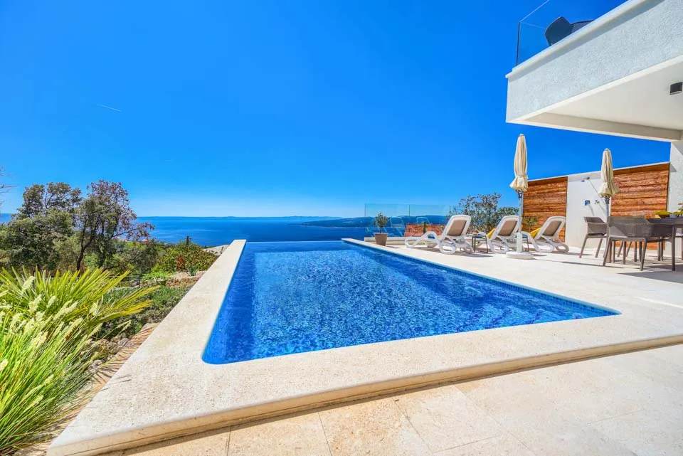 Private Pool