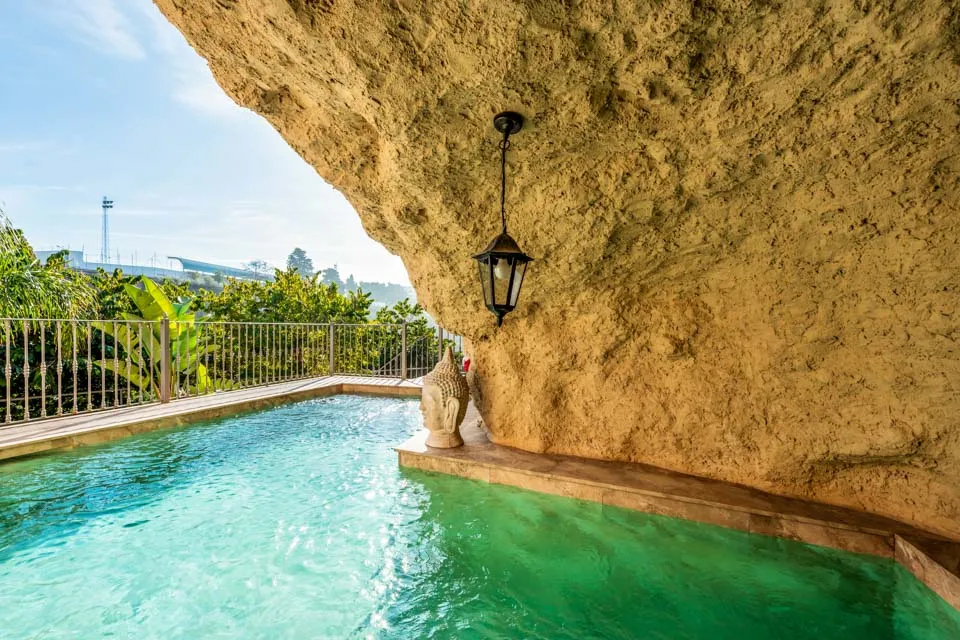 Private Pool
