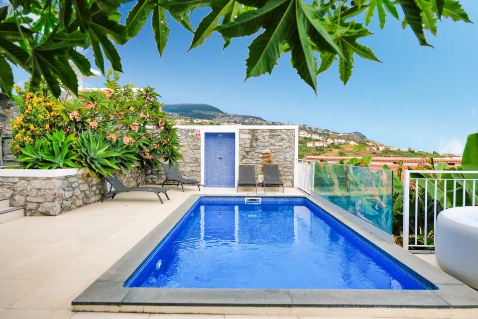 Private Pool