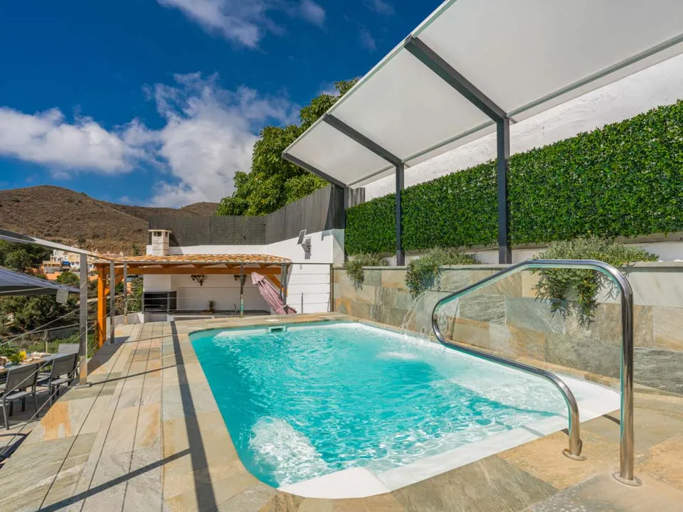 Private Pool