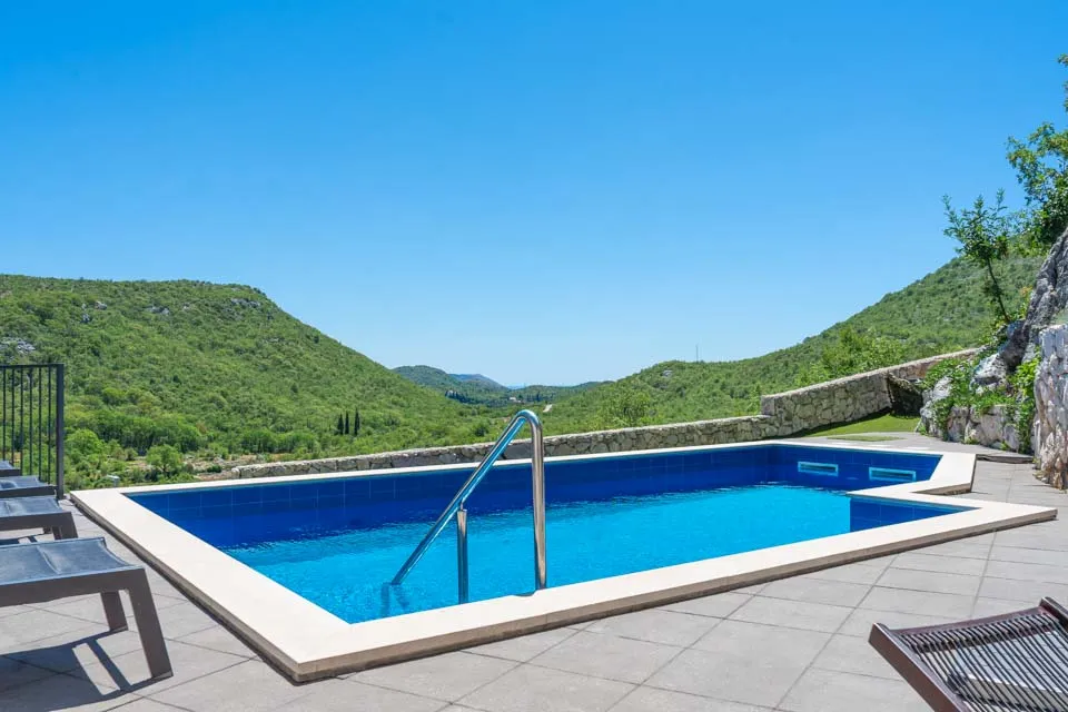 Private Pool