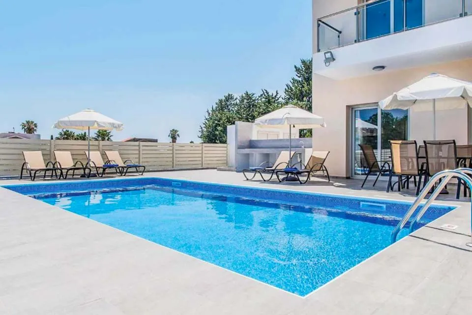 Private Pool