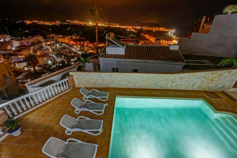 Private Pool