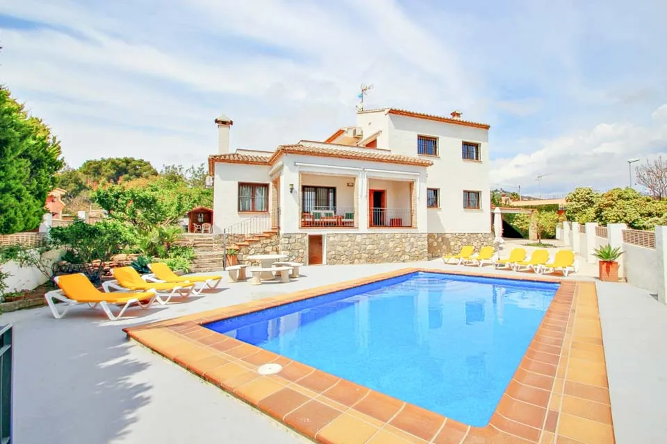 Private Pool