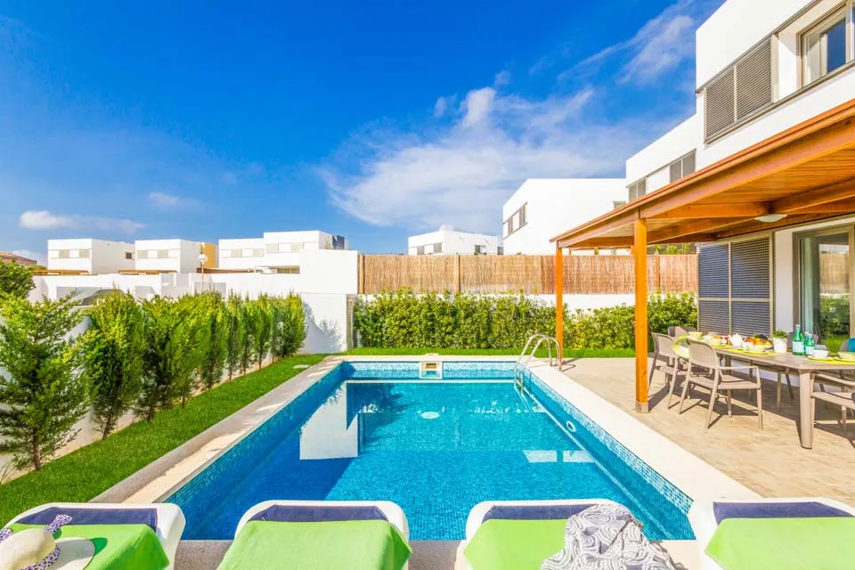 Private Pool