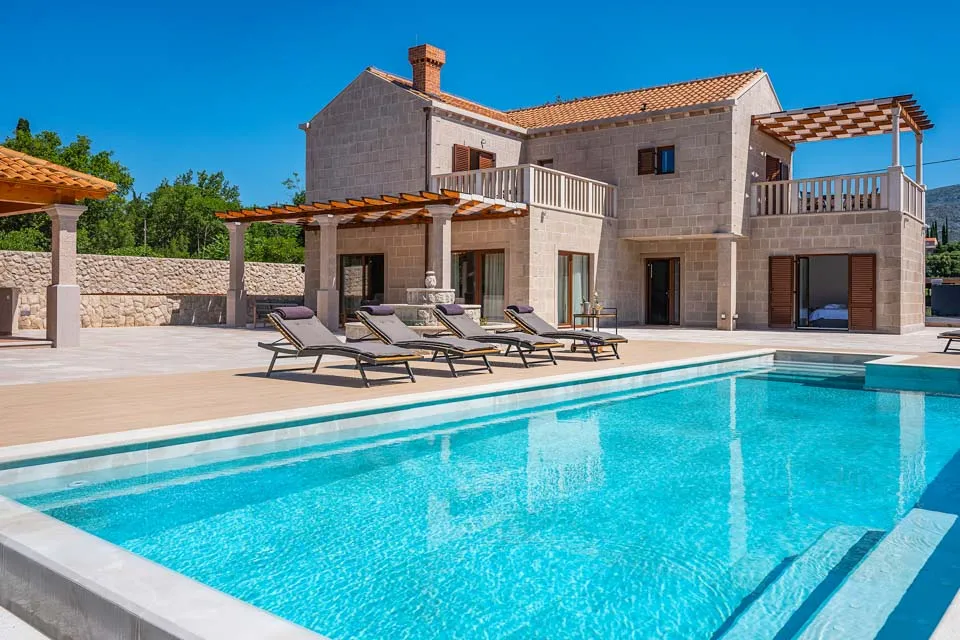 Private Pool
