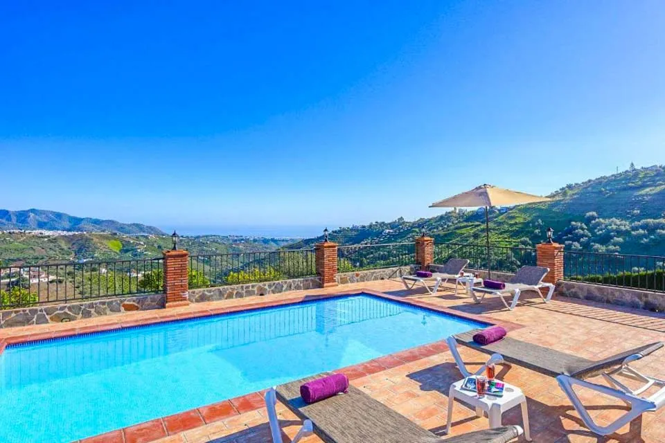 Private Pool