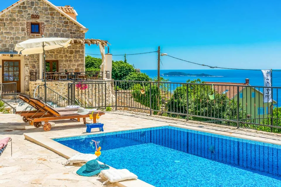 Private Pool