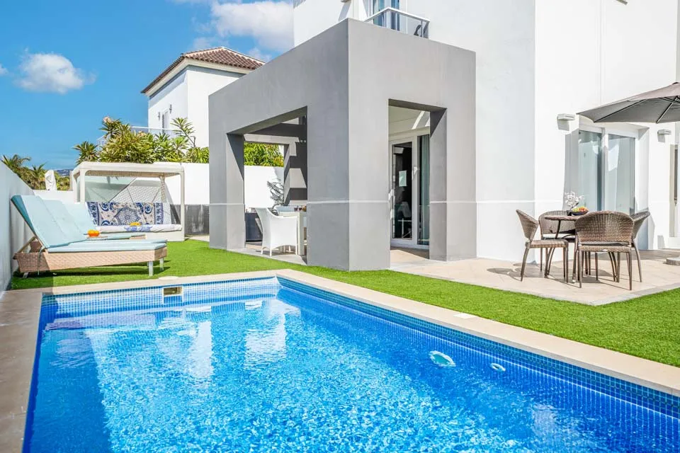 Private Pool