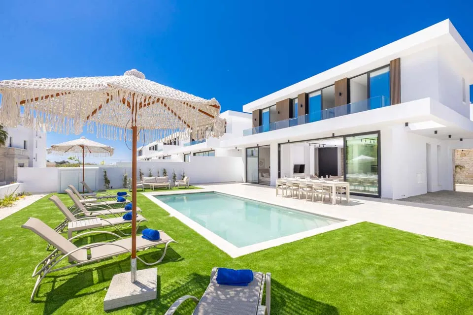 Private Pool