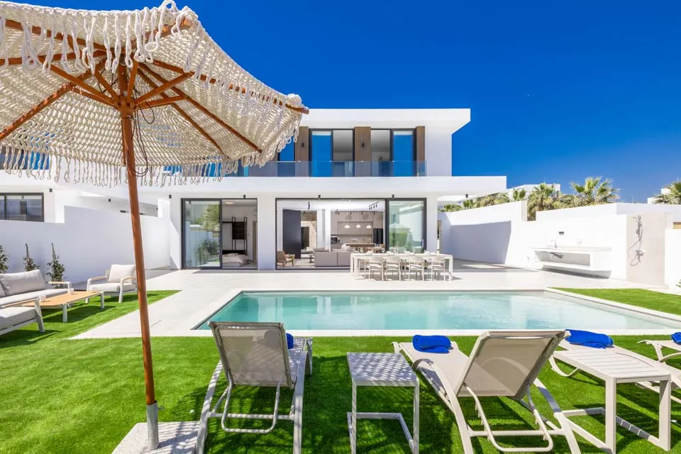Private Pool