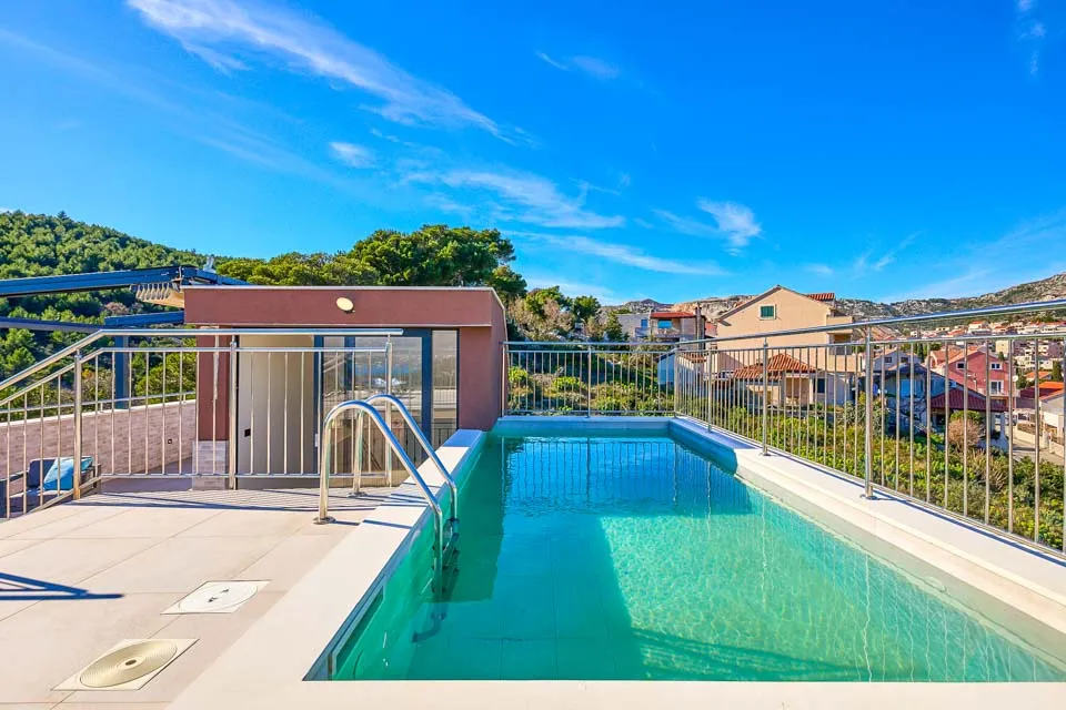 Private Pool