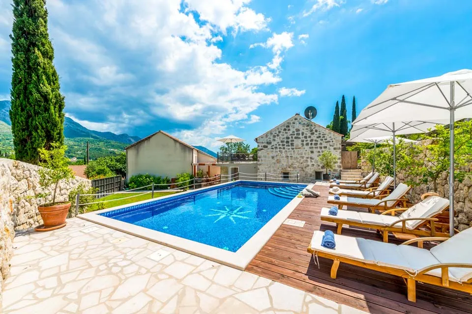 Private Pool