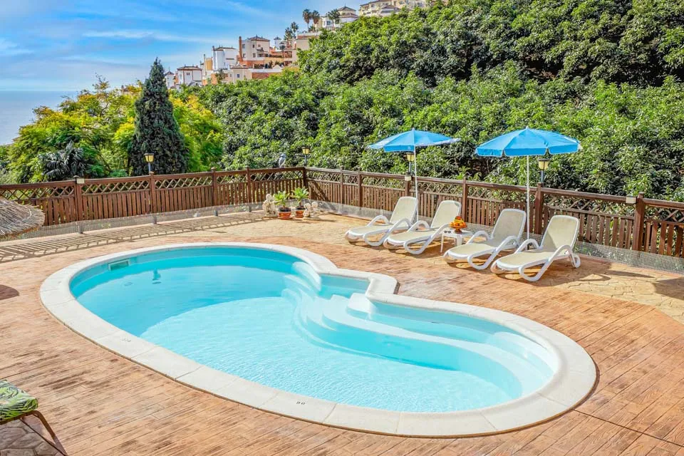 Private Pool