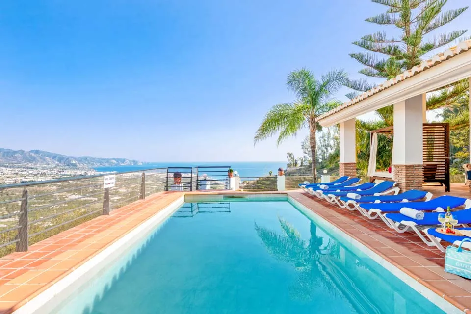Private Pool