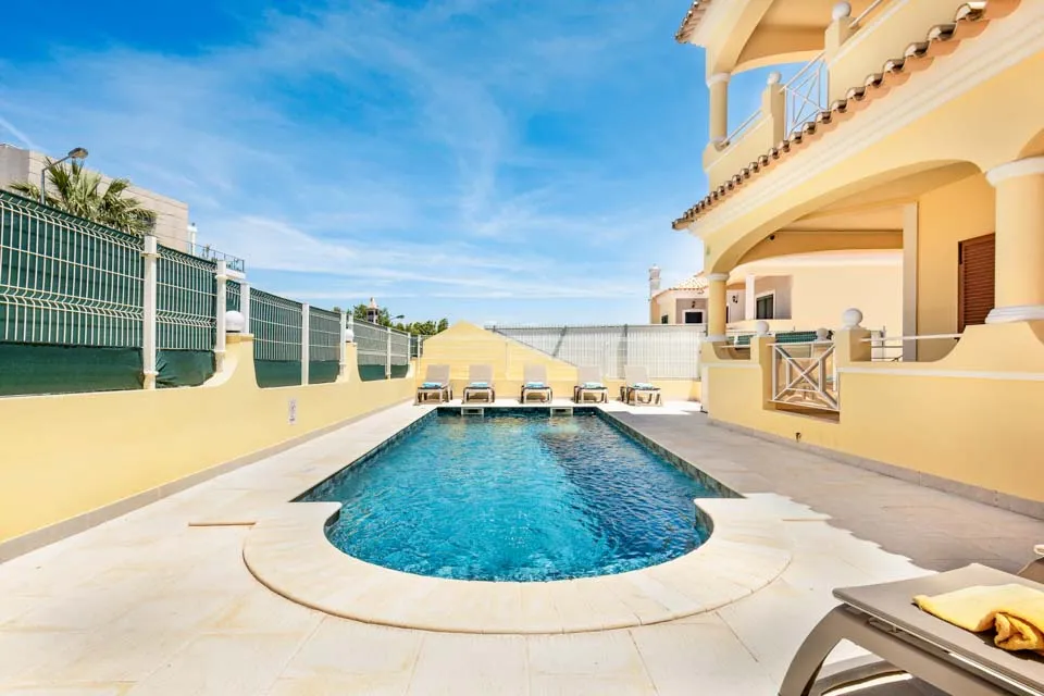 Private Pool
