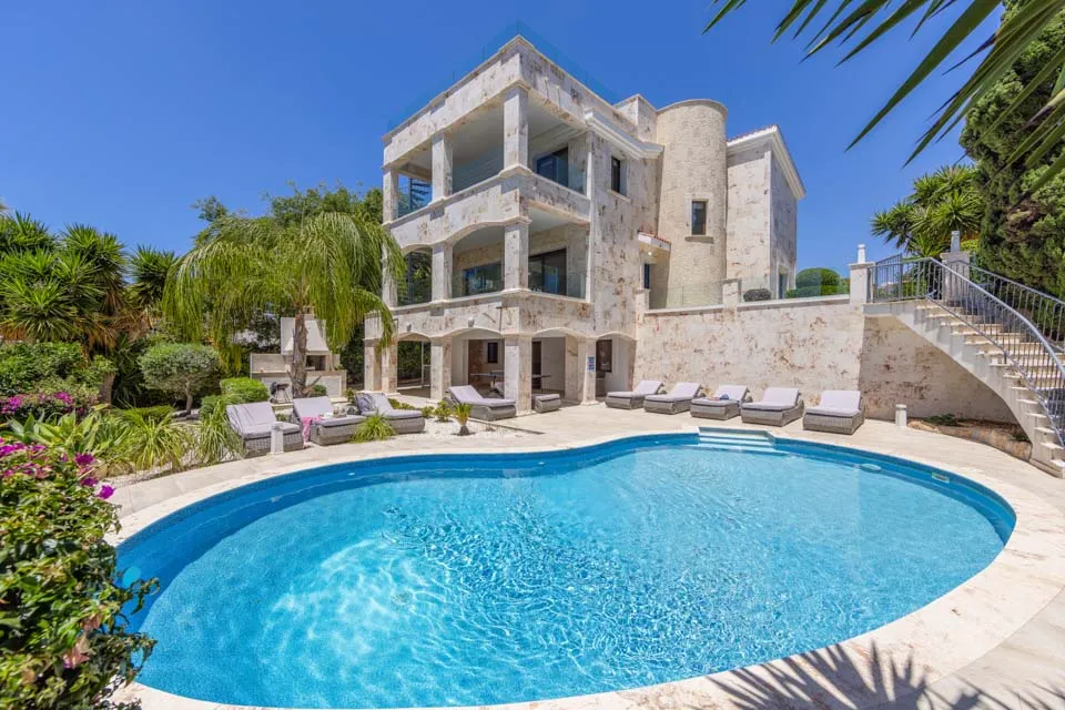 Private Pool