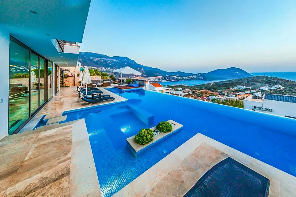 Private Pool