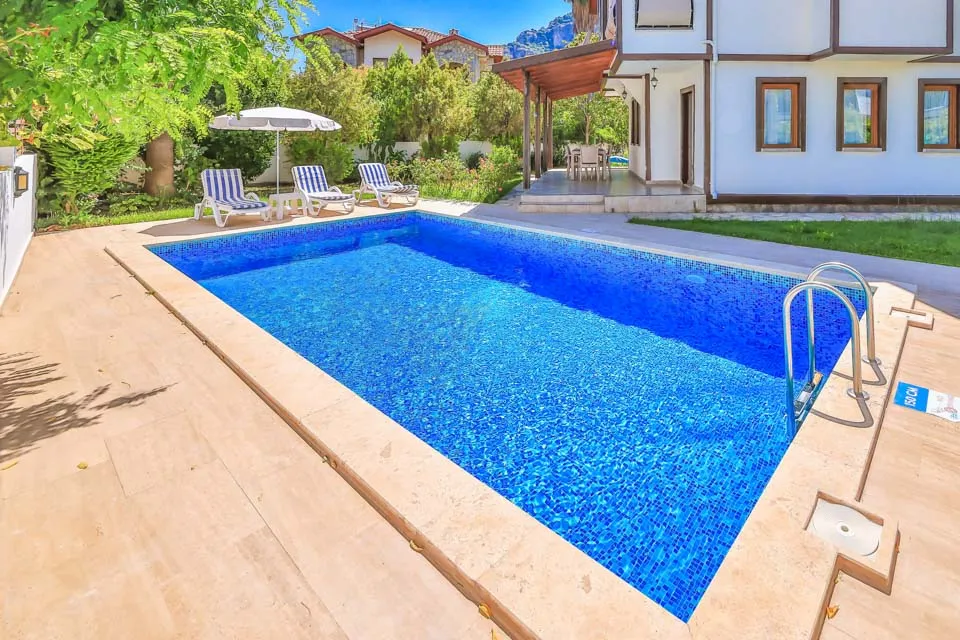 Private Pool