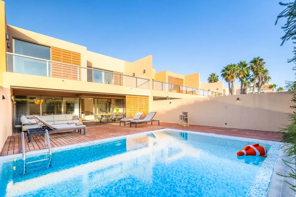 Private Pool