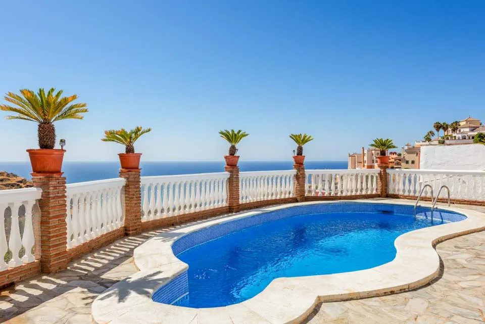 Private Pool