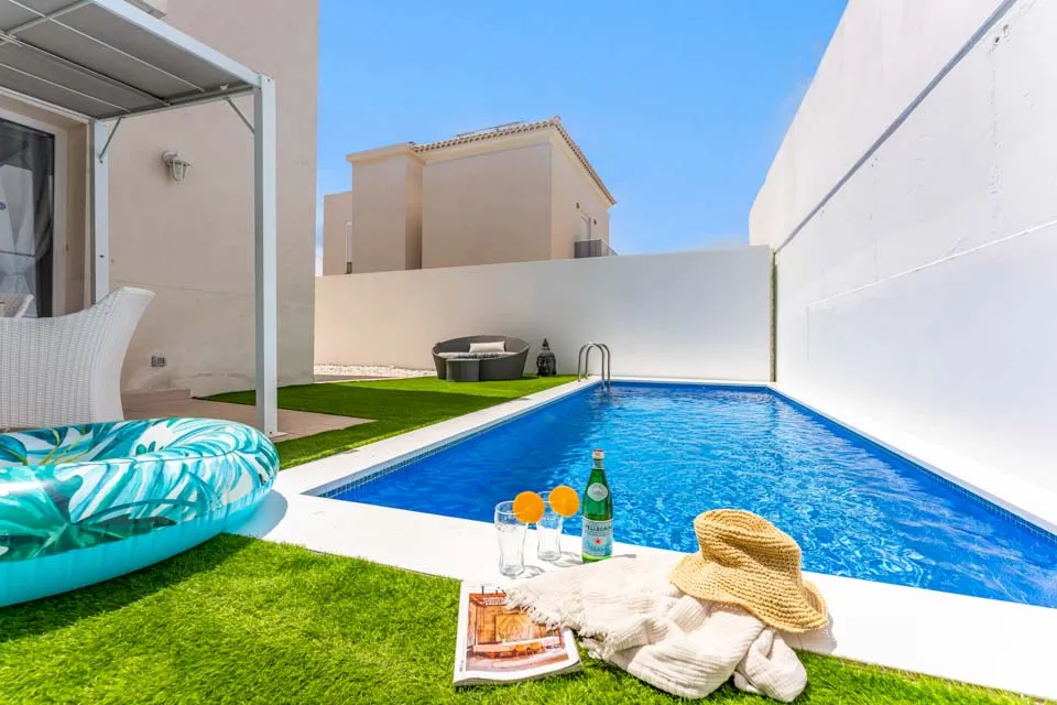 Private Pool