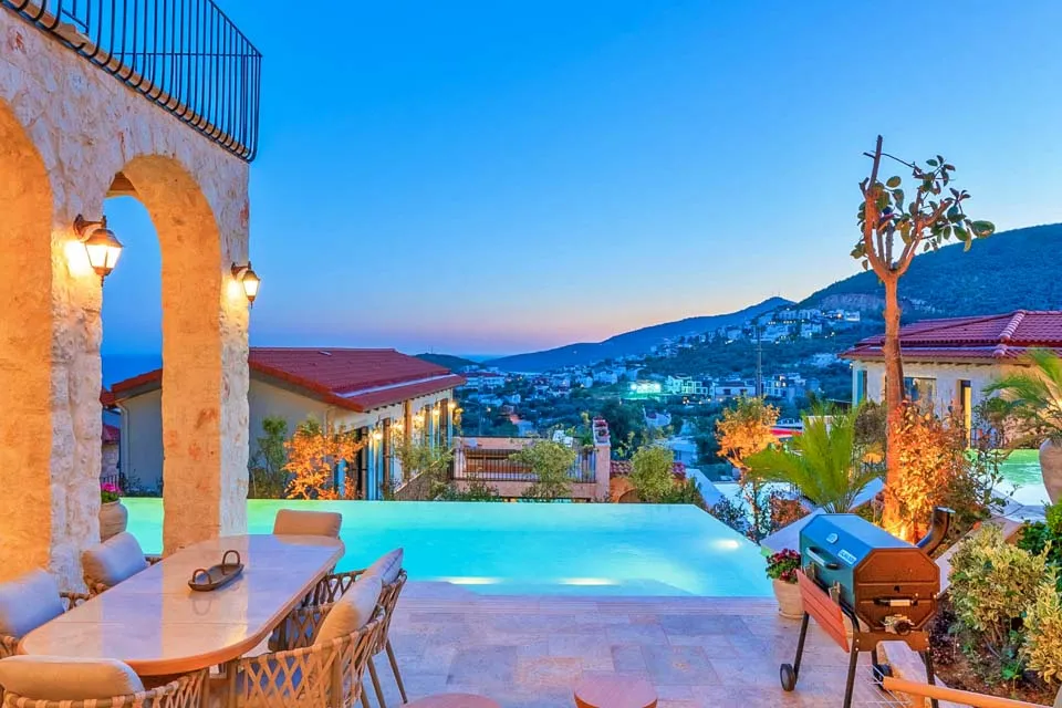 Private Pool