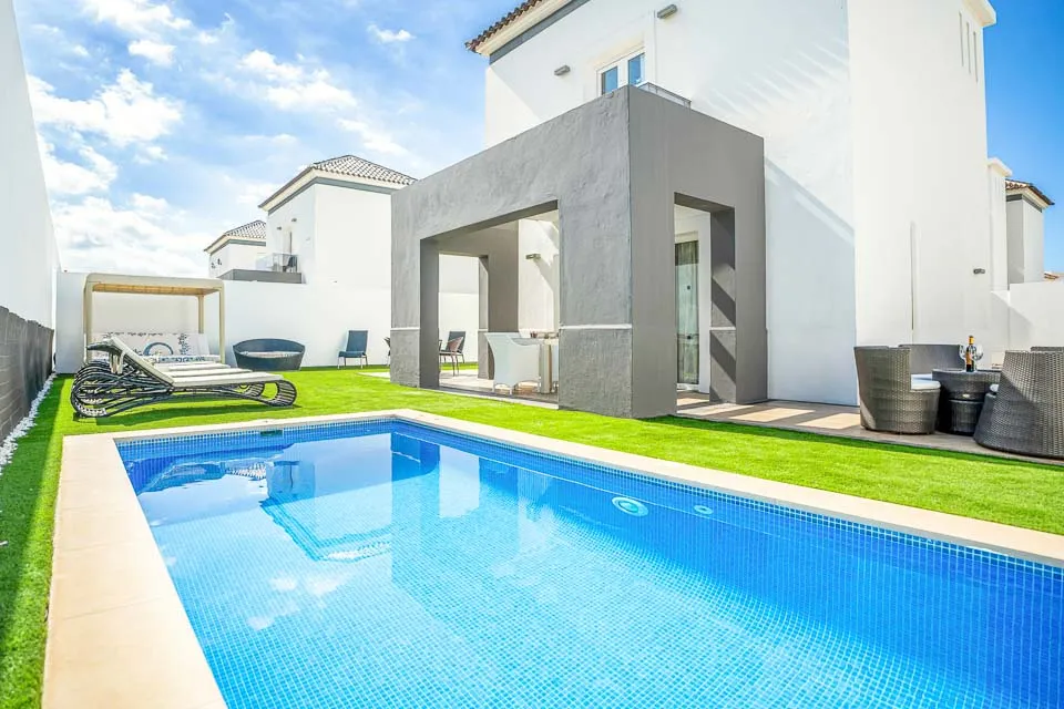 Private Pool