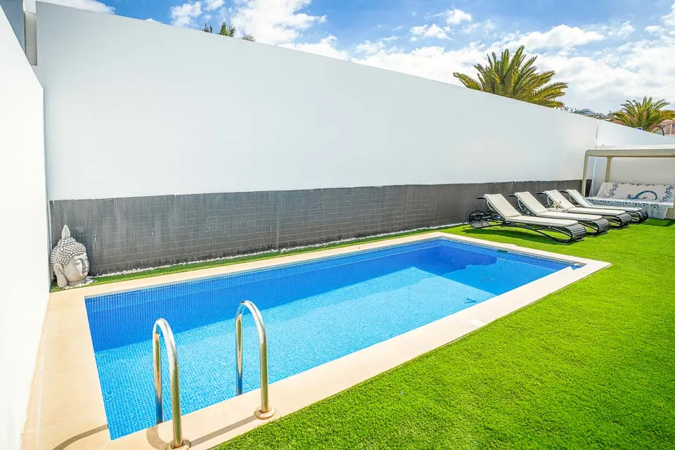 Private Pool