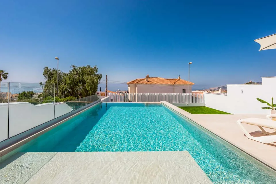 Private Pool