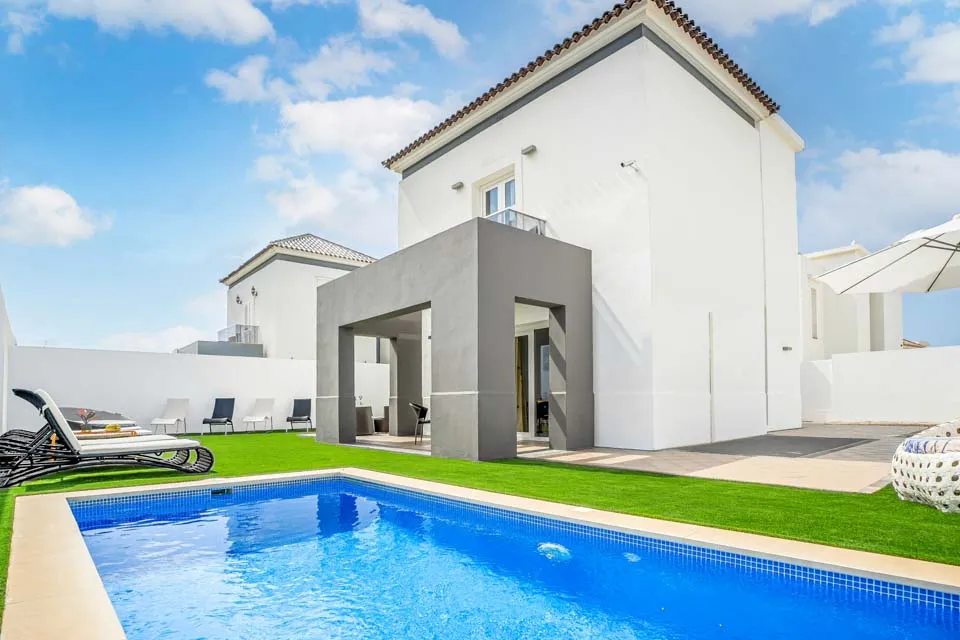 Private Pool