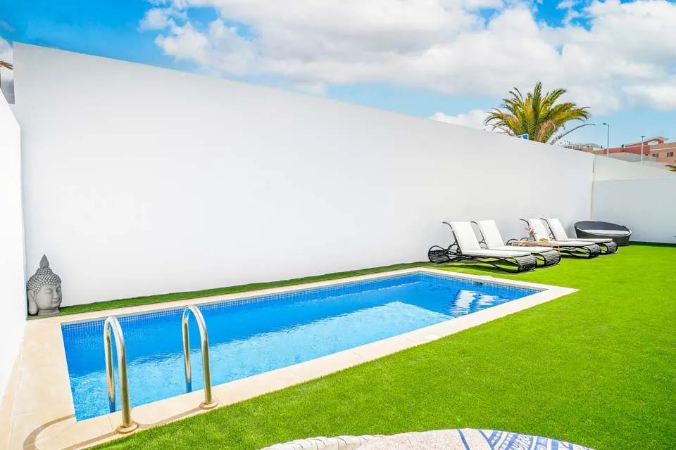 Private Pool