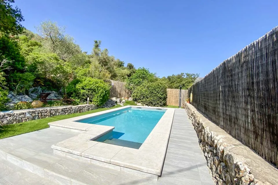 Private Pool