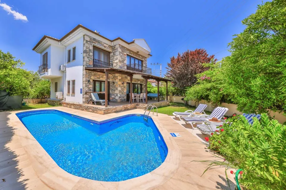 Private Pool