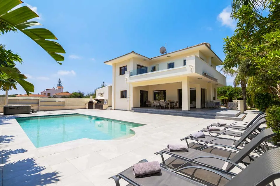 Private Pool