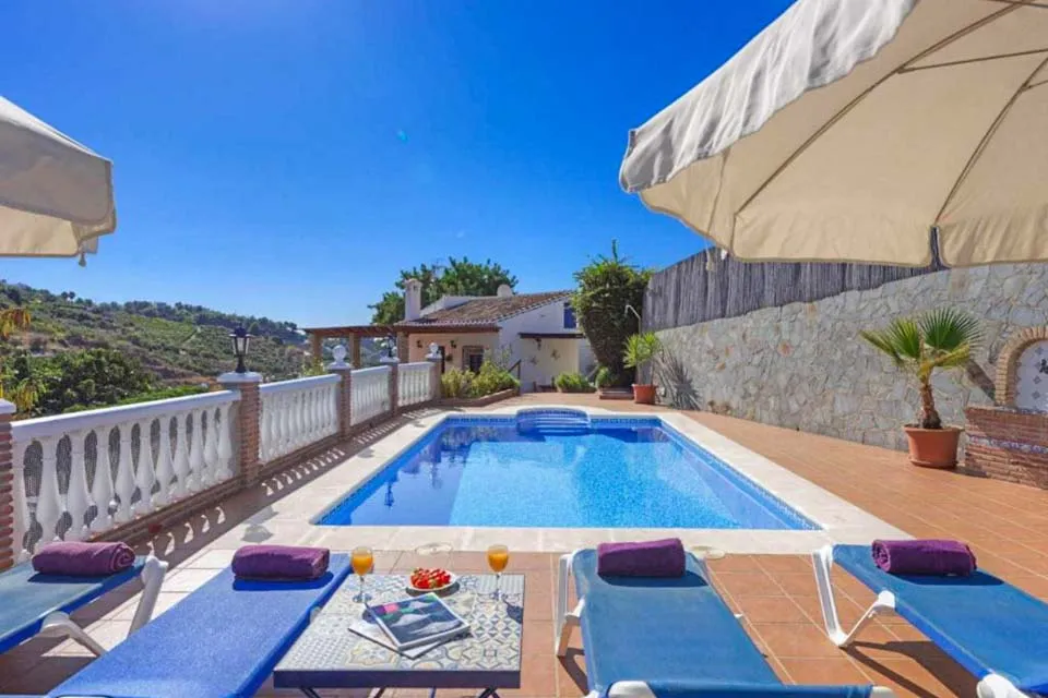 Private Pool
