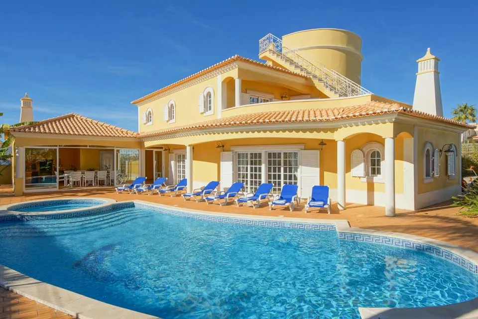 Private Pool