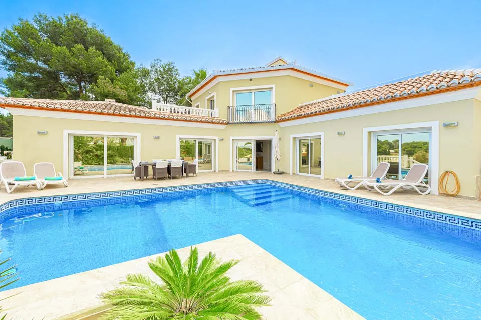 Private Pool