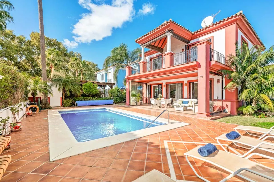 Private Pool