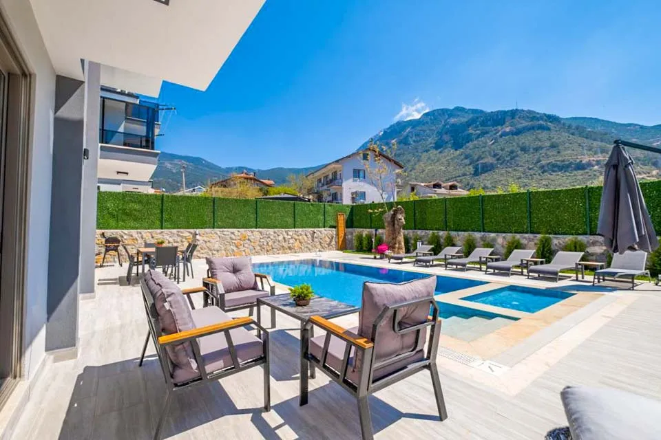 Private Pool