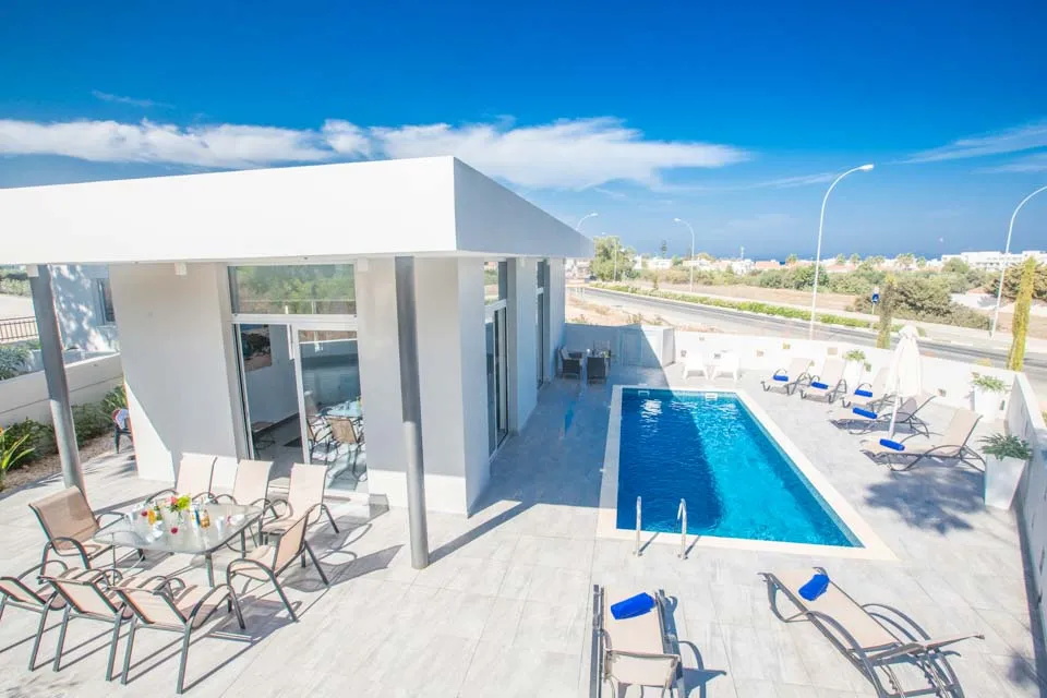Private Pool