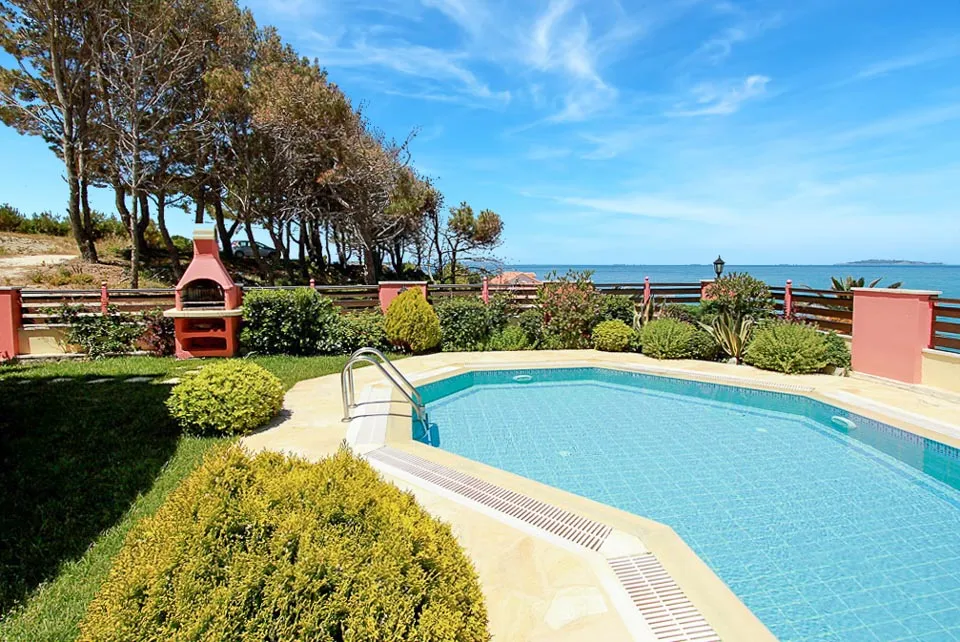 Private Pool
